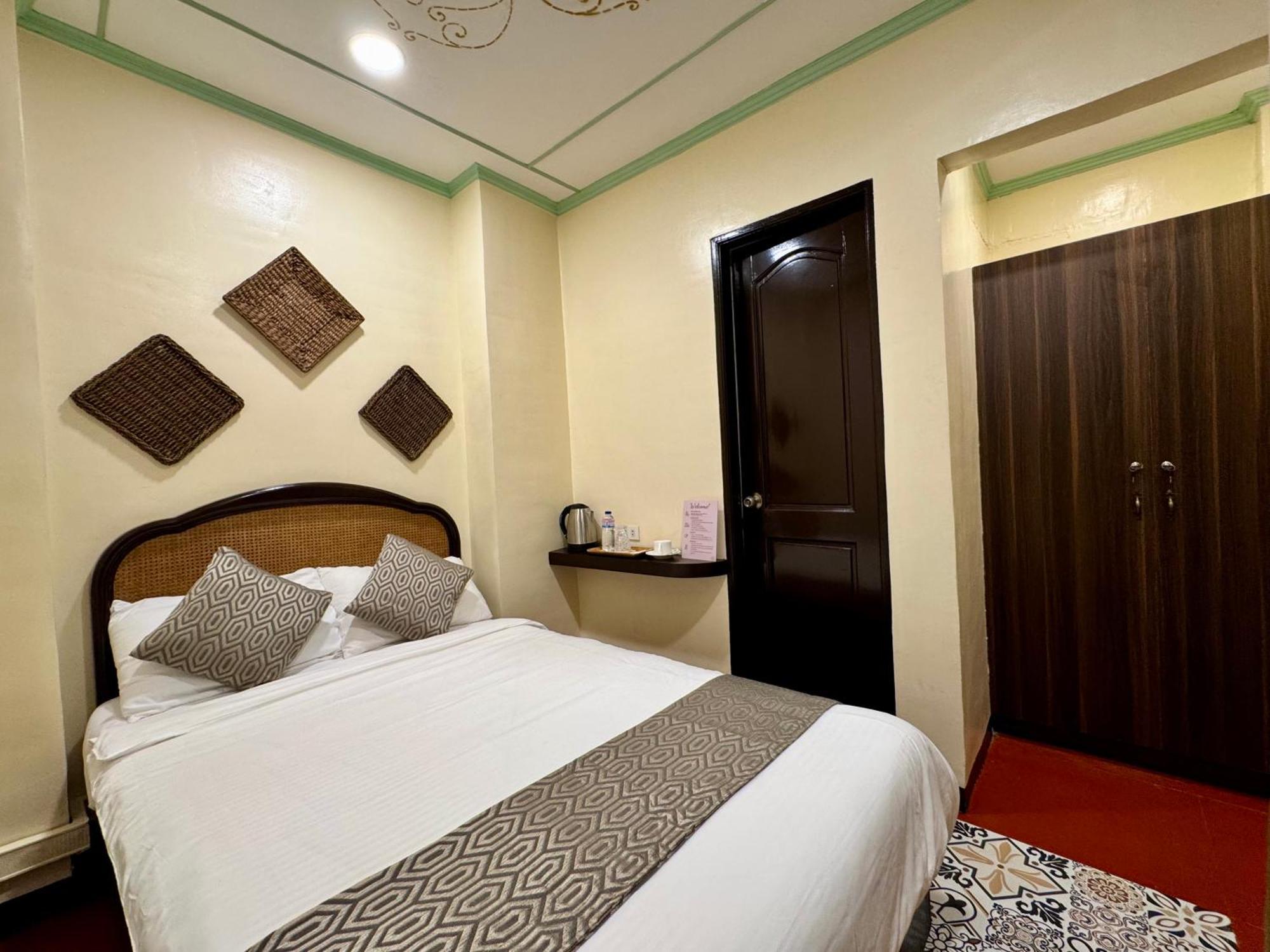 Park Avenue Guest House 2443 Pasay City Buitenkant foto